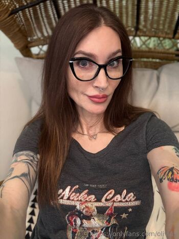 Olivia V / oliviav nude photo #17