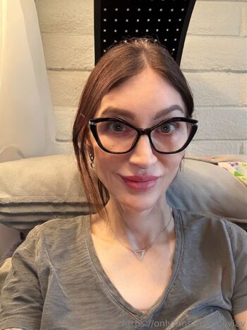 Olivia V / oliviav nude photo #20