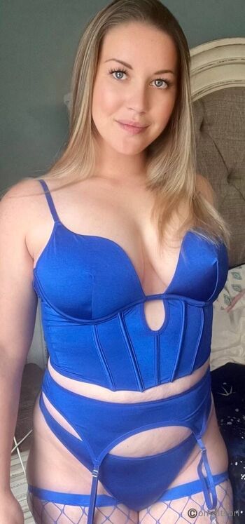 BRATTY BRI / omgitsbri nude photo #8