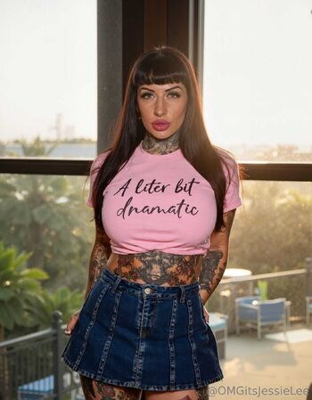 Jessie Le / omgitsjessielee nude photo #6