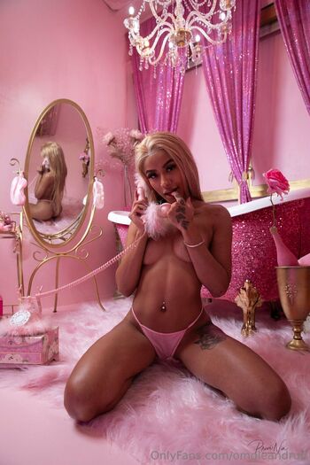 Lee Bandz / omgleandruh nude photo #7