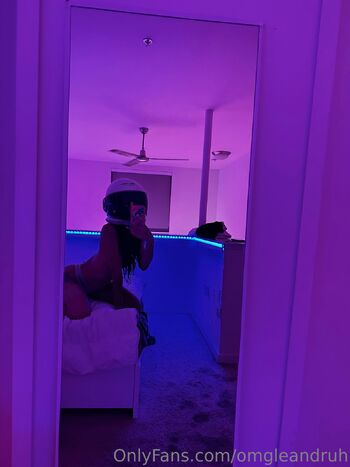 Lee Bandz / omgleandruh nude photo #9