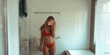 𝘽𝙀𝙏𝙃 / onllybethh nude photo #14