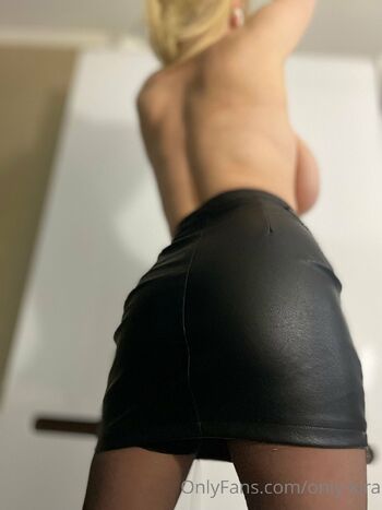 Kira-Sexy / only-kira nude photo #18