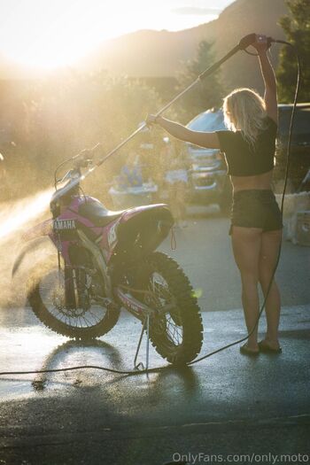 OnlyMot / only.moto nude photo #1