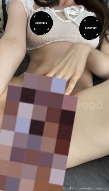 Violet Woo / only.violetwood nude photo #9