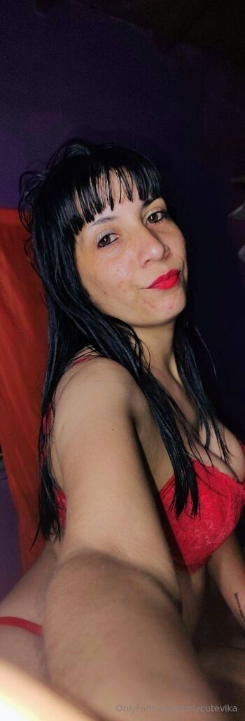 Vika / onlycutevika nude photo #21