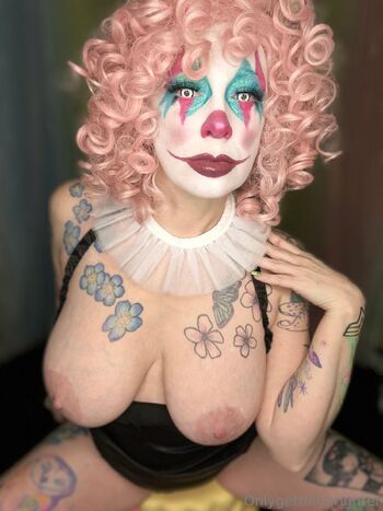 Only Getting Brighte / onlygettingbrighter nude photo #14