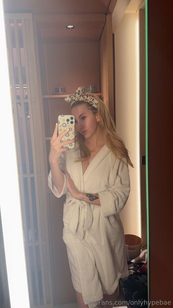 R / onlyhypebae nude photo #16