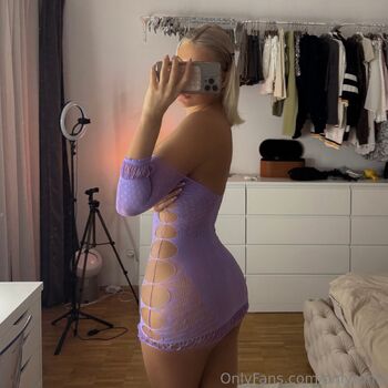 Antonia Ro / onlytonis nude photo #14