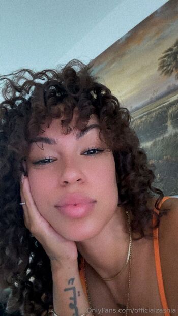 Zashia Santiag / onlyzashiasantiago nude photo #22