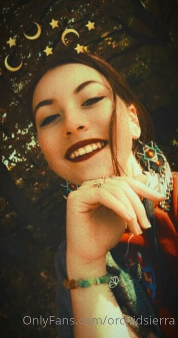 OnlyFans / orchidsierra nude photo #1