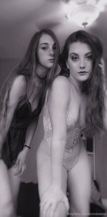 OnlyFans / orchidsierra nude photo #29
