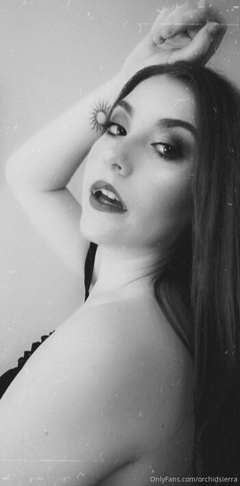 OnlyFans / orchidsierra nude photo #39