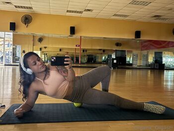 Esmerald / organic_orgasm nude photo #3