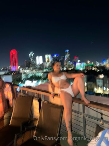 Esmerald / organic_orgasm nude photo #38