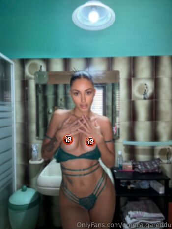 Ornella / ornella.gareddu nude photo #2