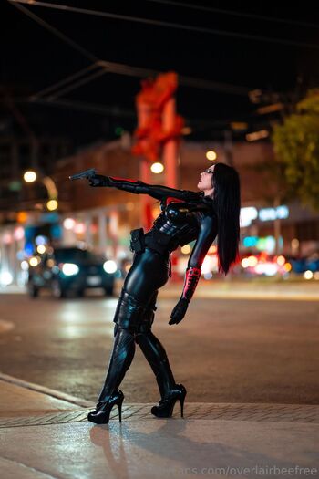 Naked NewsPlayboy TV Bee- FREE ACCOUN / overlairbeefree nude photo #10