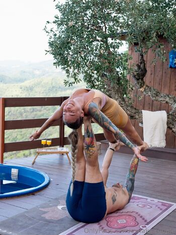 Owiak / owiaks.couple nude photo #7