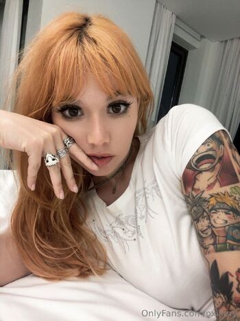 Oxiller / oxillery nude photo #3