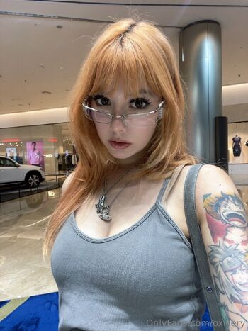 Oxiller / oxillery nude photo #19