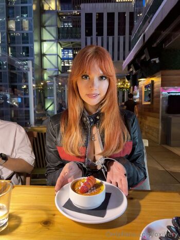 Oxiller / oxillery nude photo #28