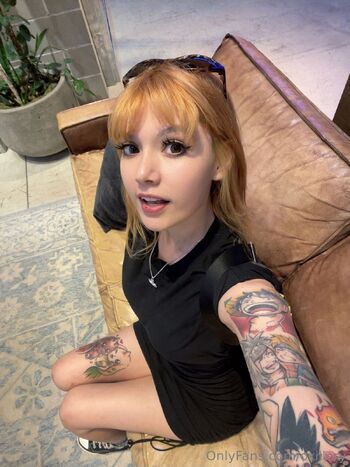 Oxiller / oxillery nude photo #31