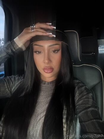 pamela / p7oh7 nude photo #9