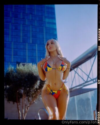 pamela / p7oh7 nude photo #23