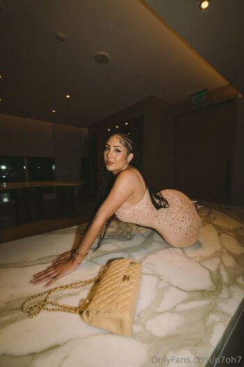 pamela / p7oh7 nude photo #37