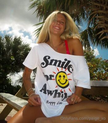 Paig / paige_xo nude photo #9