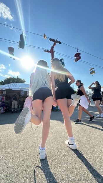 Paisleethebunny / paisleeparker nude photo #32