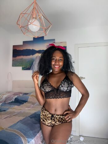 PamelaVix / pamela_hottie nude photo #2