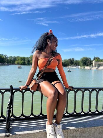 PamelaVix / pamela_hottie nude photo #14