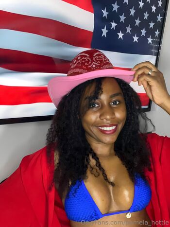 PamelaVix / pamela_hottie nude photo #22