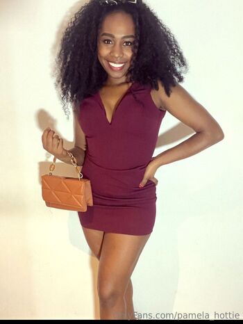 PamelaVix / pamela_hottie nude photo #31