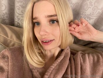 Diana / pamelaryant nude photo #2