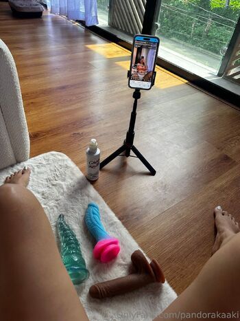 Pandora Kaaki / pandorakaaki nude photo #30