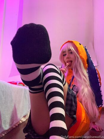 u15590647 / paradisewaifus / _.hannyya._ nude photo #14