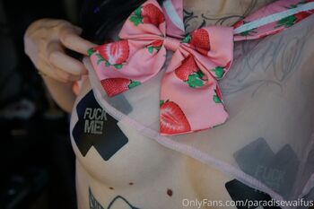 u15590647 / paradisewaifus / _.hannyya._ nude photo #20