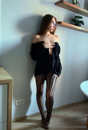 Patty Sag / pattysage nude photo #5