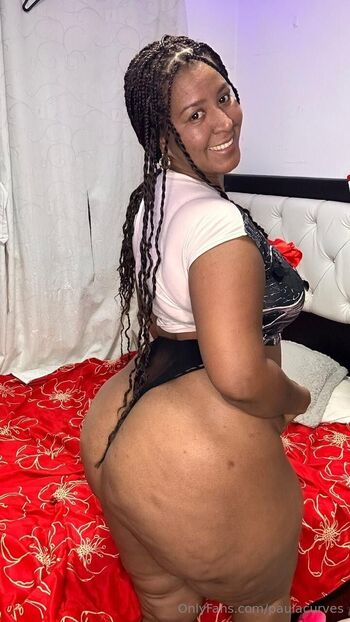 OnlyFans / paulacurves nude photo #33