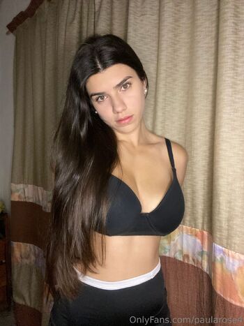 Paula / paularose4 nude photo #2