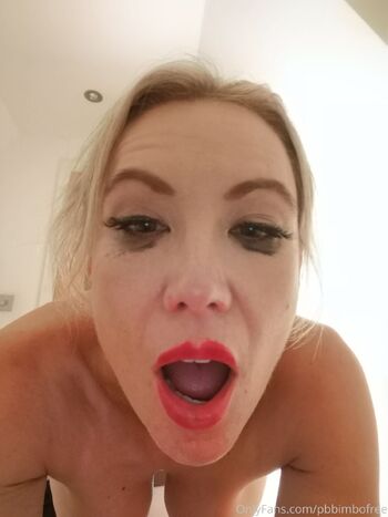 Penny Size Queen of Spades Hotwife QO / pbbimbofree nude photo #16