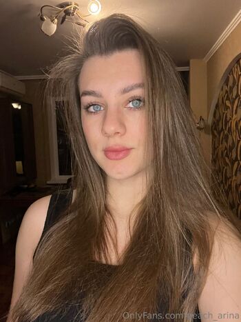 Arina / peach_arina nude photo #5