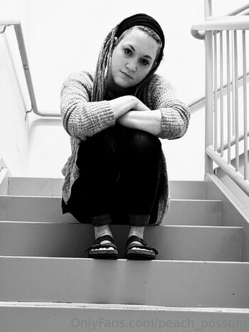 peach possum