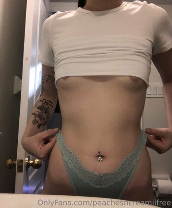 𝗉𝖾𝖺𝖼𝗁𝖾𝗌 / peachesncreamiifree nude photo #3
