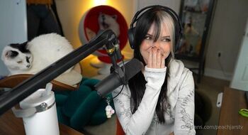 PeachJarsT / peachjarstv nude photo #3