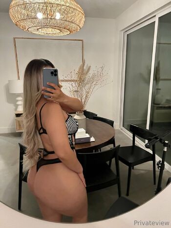 Sugarbaby / peachybunzoy nude photo #8