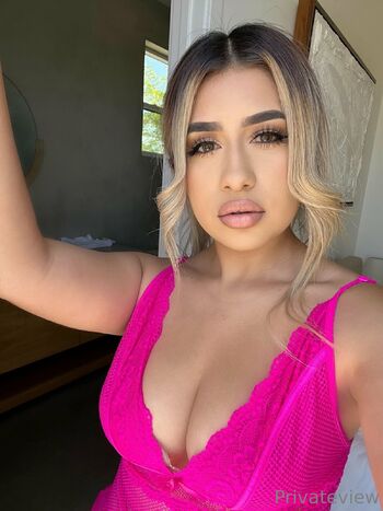 Sugarbaby / peachybunzoy nude photo #13